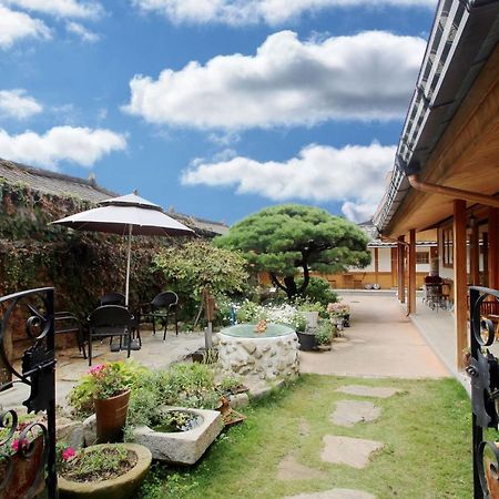 Moran Guesthouse Jeonju Exterior photo