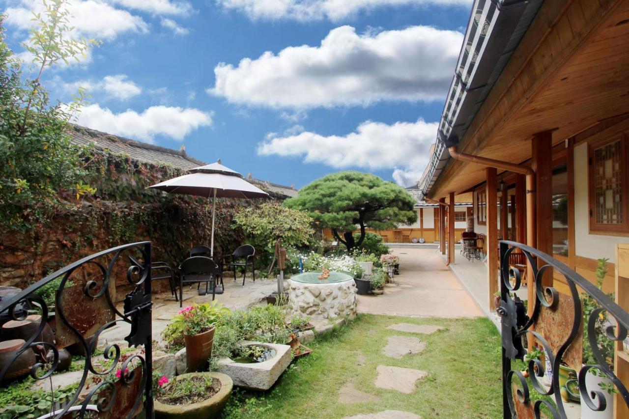 Moran Guesthouse Jeonju Exterior photo