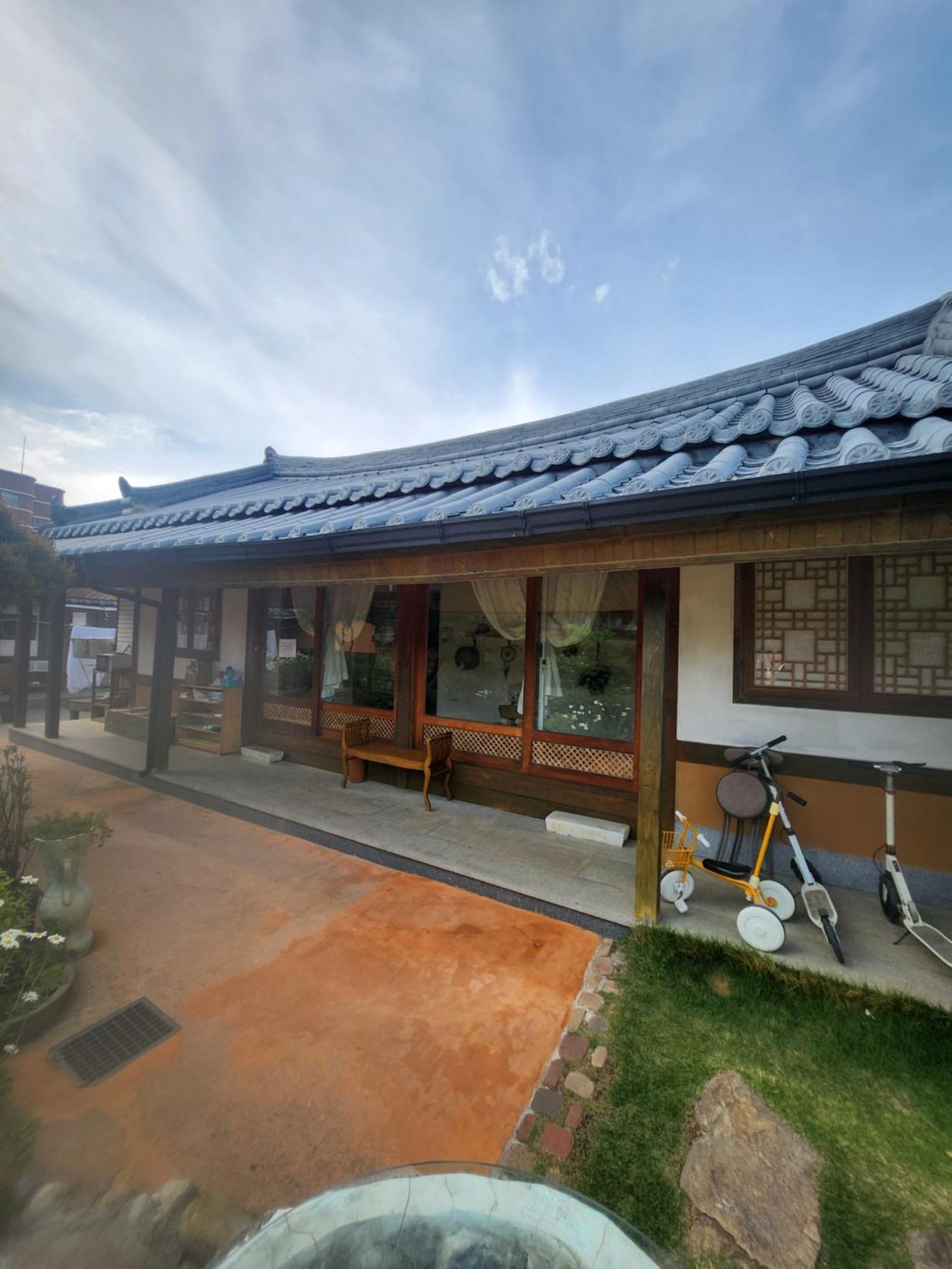 Moran Guesthouse Jeonju Exterior photo